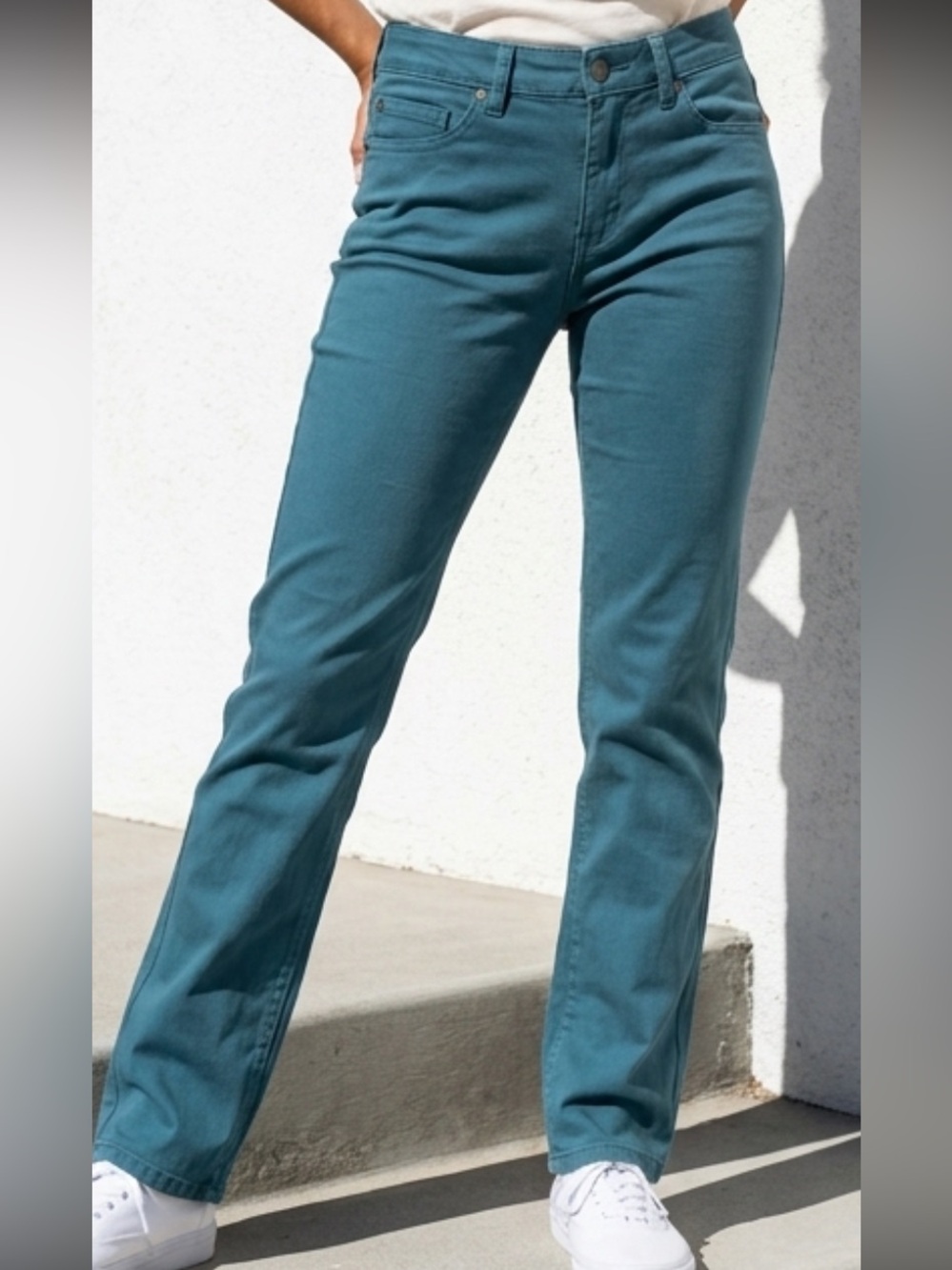 Volcom slim straight skater jeans Low Rise teal blue jeans size 1 / 26 NWOT